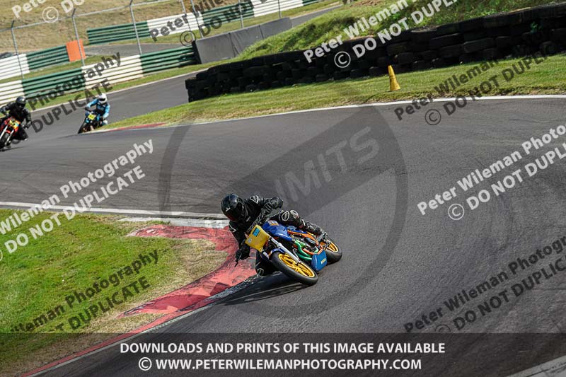cadwell no limits trackday;cadwell park;cadwell park photographs;cadwell trackday photographs;enduro digital images;event digital images;eventdigitalimages;no limits trackdays;peter wileman photography;racing digital images;trackday digital images;trackday photos